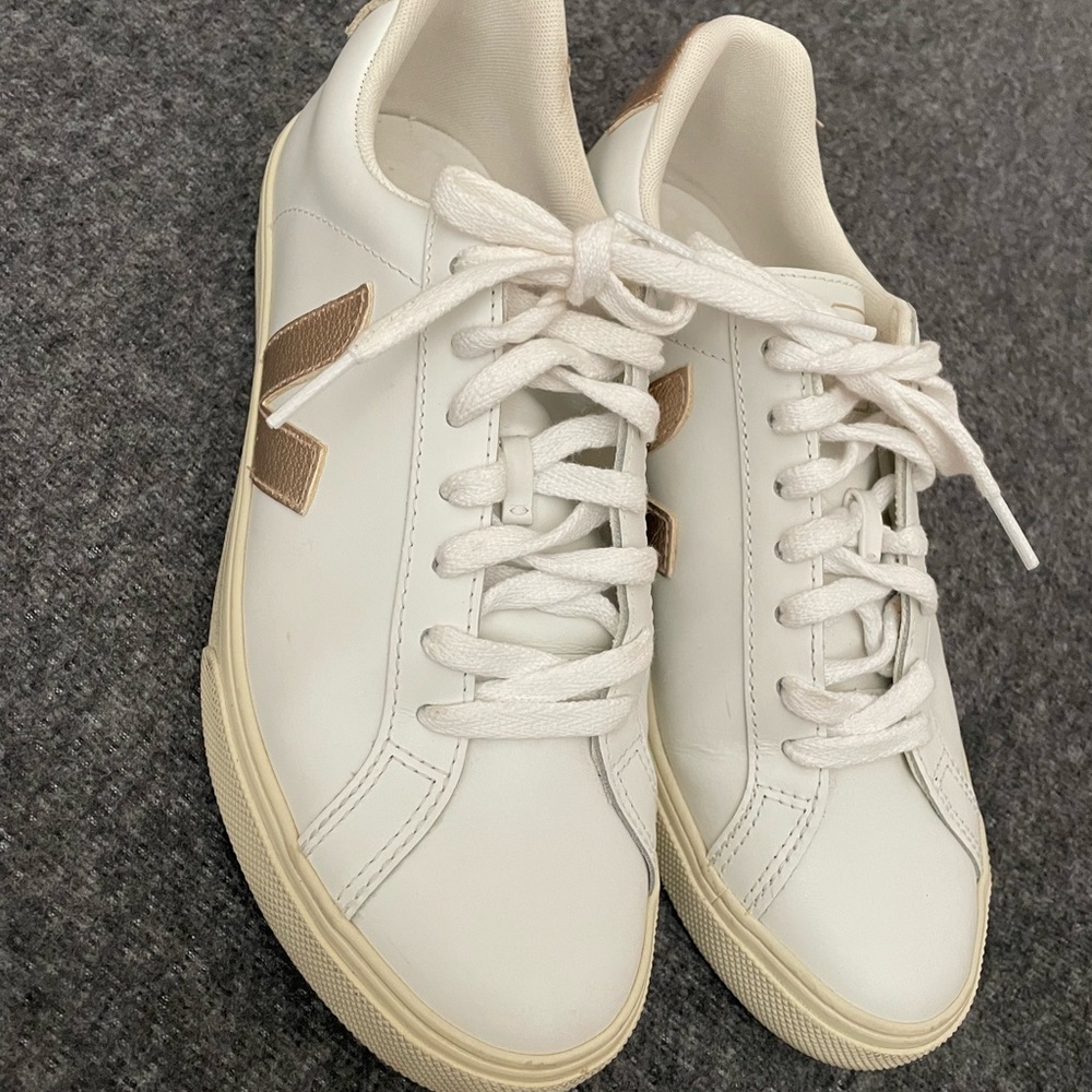 Veja Women's White and Tan Sneakers